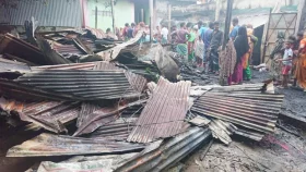 আশুলিয়ায় শ্রমিক কলোনীর ৭ ঘর পুড়ে ছাই&nbsp;