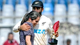 '১০ উইকেট' নিয়ে পারেননি ১১ উইকেটে দান মারলেন এজাজ