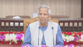 দেশে পরিবর্তন আনতে তরুণদের স্বপ্ন দেখতে হবে: ড. ইউনূস