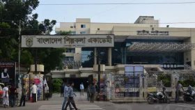 নাট্য দলে বিতর্কিত ব্যক্তি থাকলে সংগঠনকে সিদ্ধান্ত নিতে হবে&nbsp;
