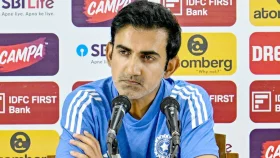 ১০ টেস্টে হার ৬, কোচ গম্ভীরের পরিসংখ্যানে চিন্তায় ভারতীয় ক্রিকেট