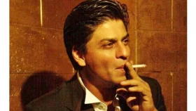 ধূমপান ছেড়ে দিলেন শাহরুখ