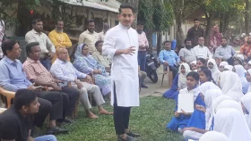 দলকানা হলে ফ্যাসিস্ট তৈরি হবে: সারজিস আলম