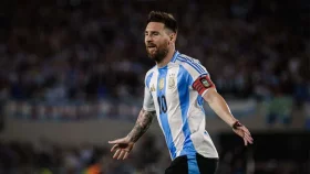 &lsquo;মেসি ব্রাজিলে জন্মালে ৪৫ বছর পর্যন্ত খেলত&rsquo;