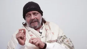 মিঠুন চক্রবর্তীর বিরুদ্ধে মামলা