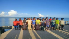 ৪৮ ঘণ্টা পর ২০ বাংলাদেশি জেলেকে ফেরত আনলো বিজিবি