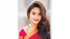 ভাইও তিনি বন্ধুও তিনি