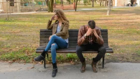 সঙ্গী ধার নিয়ে শোধ না করলে কী করবেন?