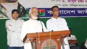 সব সংস্কার করে নির্বাচনে যাব&mdash; এটা যুক্তি হতে পারে না: মঈন খান