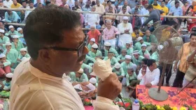ফ্যাসিবাদের বিরুদ্ধে লড়াই চালিয়ে যেতে হবে: দুলু