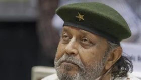 এবার মিঠুন চক্রবর্তীকে প্রাণনাশের হুমকি