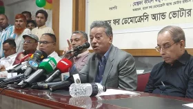 নতুন বয়ান চাই না, জনগণই সিদ্ধান্ত নেবে: আমীর খসরু
