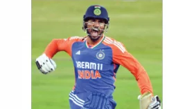 সূর্যর দেওয়া সুযোগে উজ্জ্বল তিলক