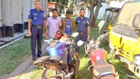 চুরির মোটরসাইকেল বিক্রি করতে এসে হাতেনাতে ধরা