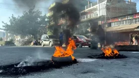 কারফিউ জারির পরও উত্তাল মণিপুর, গুলিতে বিক্ষোভকারী নিহত