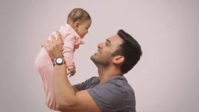 পুরুষের বাবা হওয়ার সঠিক সময় কখন?