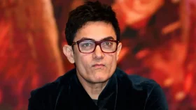 মানসিক রোগের চিকিৎসা নিচ্ছেন আমির খান