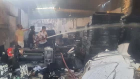 গাজীপুরে প্যাকেজিং কারখানায় আগুন, ব্যাপক ক্ষয়ক্ষতি