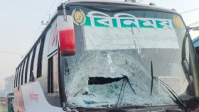 অনির্দিষ্টকালের জন্য বিনিময় পরিবহনের বাস চলাচল বন্ধ