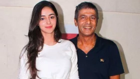 কোটি টাকার কিয়া কার্নিভালের মালিক চাঙ্কি পাণ্ডে!