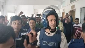 রিমান্ডে নেওয়া হলো ব্যারিস্টার সুমনকে