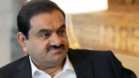 যুক্তরাষ্ট্রে ভারতীয় ধনকুবের আদানির বিরুদ্ধে ঘুষ-প্রতারণার মামলা