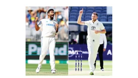 নিজেদের মন্ত্রে নিজেরাই ঘায়েল