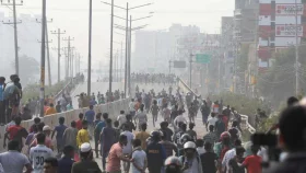 শিক্ষার্থীদের শান্ত থাকার আহ্বান জানাল সরকার