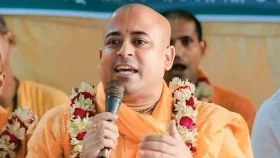 ৪ মাস আগে ইসকন থেকে বহিষ্কার হন চিন্ময় দাশ