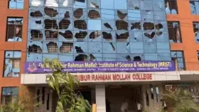আজও থমথমে পরিস্থিতি মোল্লা কলেজে