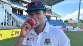বড় পরাজয়ের মুখে বাংলাদেশ; ব্যাটারদের সমালোচনায় তাসকিন