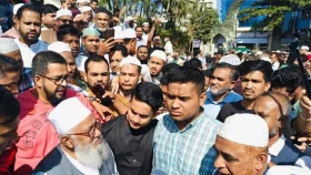 চট্টগ্রামে নিহত আইনজীবীর জানাজায় হাসনাত-সারজিস