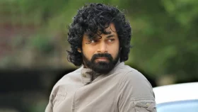 বিয়ের প্রতিশ্রুতি দিয়ে যৌন সম্পর্ক &lsquo;পুষ্পা&rsquo; অভিনেতার, হাতিয়েছেন লাখ টাকাও &nbsp;