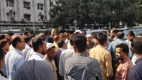 ৯ দফা দাবিতে সচিবালয়ে বিক্ষোভ