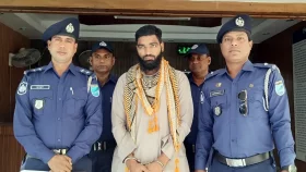 গৃহবধূকে শ্বাসরোধে হত্যা, পরকীয়া প্রেমিক গ্রেপ্তার