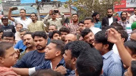 নারায়ণগঞ্জে বিএনপির র&zwnj;্যালিতে বিশৃঙ্খলা, হাতাহাতি