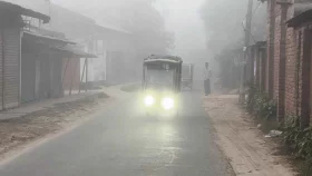হিলিতে কনকনে শীত, তাপমাত্রা নামল ১২.৫ ডিগ্রিতে