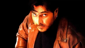 যৌন হেনস্থার অভিযোগে ঐশ্বরিয়ার নায়কের বিরুদ্ধে মামলা