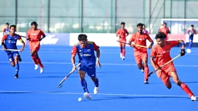 মালয়েশিয়ার সঙ্গে ড্র করে সেমির আশা বাঁচিয়ে রাখলো বাংলাদেশ
