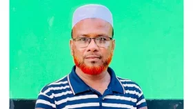 পুলিশের কাছ থেকে যুবলীগ নেতাকে ছিনিয়ে নিলেন যুবদল নেতা
