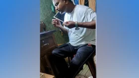 স্বেচ্ছাসেবক লীগ নেতার ইয়াবা সেবন, ভিডিও ভাইরাল