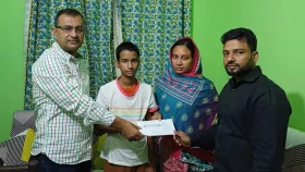 আন্দোলনে শহীদ জাহিদের অসহায় মায়ের পাশে তারেক রহমান