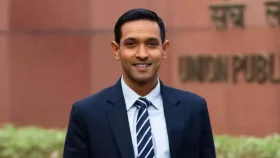 অভিনয় ছাড়ছেন না বিক্রান্ত ম্যাসি!
