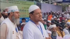 ভারত পায়ে পাড়া দিয়ে যুদ্ধ বাধানোর চেষ্টা করছে: চরমোনাই পীর