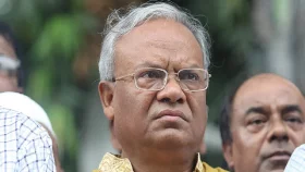&lsquo;ভারত মনে করে পেঁয়াজ-রসুন বন্ধ করে দিলে বাংলাদেশের মানুষ না খেয়ে মরবে&rsquo;