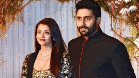 বিচ্ছেদের গুঞ্জনের মাঝেই ক্যামেরাবন্দি ঐশ্বরিয়া রায় ও অভিষেক বচ্চন