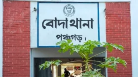 নামাজরত অবস্থায় গৃহবধূকে কুপিয়ে হত্যা, রিমান্ডে স্বামী
