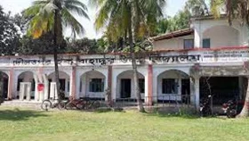 ফেল করা শিক্ষার্থীদের ফরম ফিলাপ না করানোয় শিক্ষককে লাঞ্ছিতের অভিযোগ