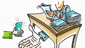 চাহিদামতো &lsquo;ঘুষ&rsquo; না দিলে ফাইল ধরেন না মৌসুমি