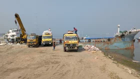 বিএনপি নেতার বিরুদ্ধে মেঘনার তীর দখলের অভিযোগ, হুমকিতে আশুগঞ্জ পাওয়ার স্টেশন